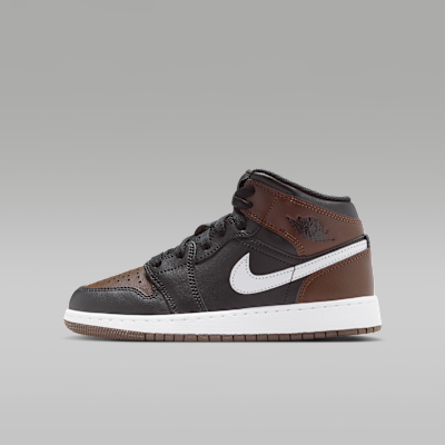 Nike Air Jordan 1 ブラック/ブラウン Air Jordan 1 Mid Older Kids' Shoes. Nike LU